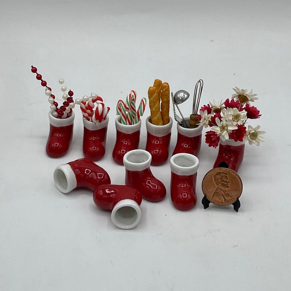 Botte de Père Noël miniature en céramique ~ Mini vase ~ Mini bol à bonbons ~ Mini présentoir de décoration ~ Mini que vous choisissez