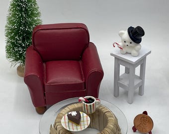Miniature Christmas Hot Cocoa and chocolate treat