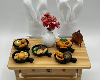 Miniature Skillet Dinners~Mini dinners Served in skillet