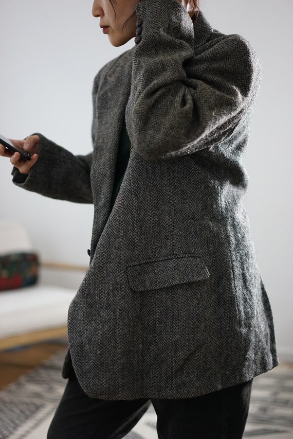 Classic Harris tweed grey wool blazer - image 3