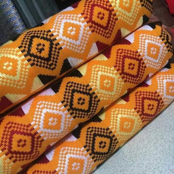 traditional ghanaian kente cloth