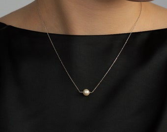 Solitaire Pearl Pendant Necklace in 14k Real Gold | Majorica Pearl Floating Necklace for Women | Dainty 14k Gold Jewelry | Gift for Women