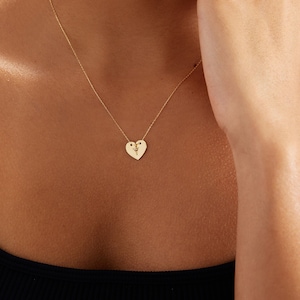 Colar de coração de ouro real 14K com diamante | Colar com pingente de letra gravada em ouro 14K para mulheres | Joias personalizadas | Diamante Gelin