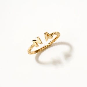 Anillo de oro macizo de 14 k con doble inicial / Anillo de dos letras / Anillo de pareja de oro de 14 k / Anillo personalizado en oro de 14 k