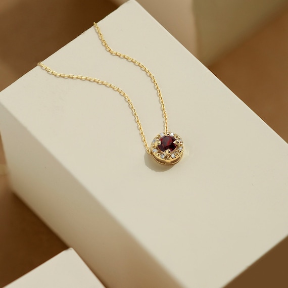 Women's 14 shop karat gold necklace