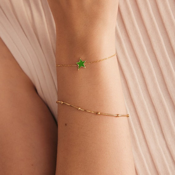 Dainty star bracelet best sale