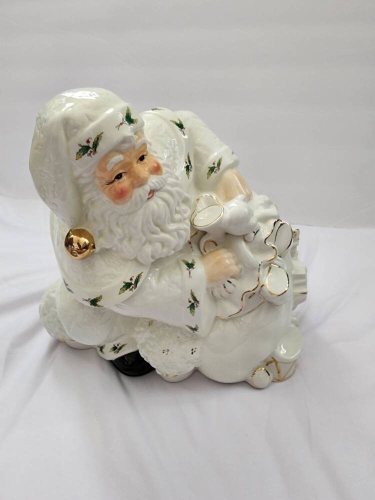 Home For The Holidays Vintage White Porcelain Santa Claus with Holly Cookie Jar