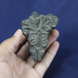 Vintage Indian Wooden Printing Stamp - Small, Hand-Carved with Floral Design