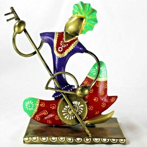 Vintage Iron Indian Handmade Veena Player Statue: Folk Musician Sculpture