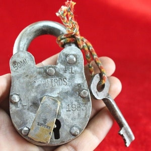 Antique Indian Style Handmade Iron Padlock: Old, Single Key Collectible Lock