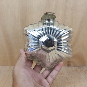 Vintage Mercury Glass Star Ornament: Elegant Silver Christmas Decor