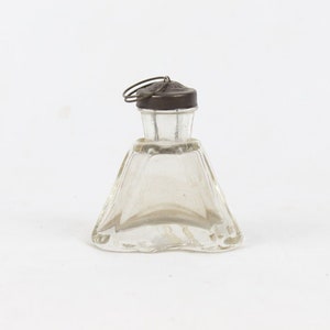 Encrier antique en verre transparent épais avec bouchon en laiton rare - Ancien encrier à collectionner