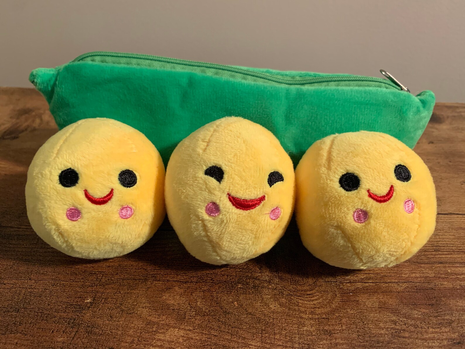 Pea Pod Plush / Peas in a Pod Plushie / Kawaii Peas Pod Etsy
