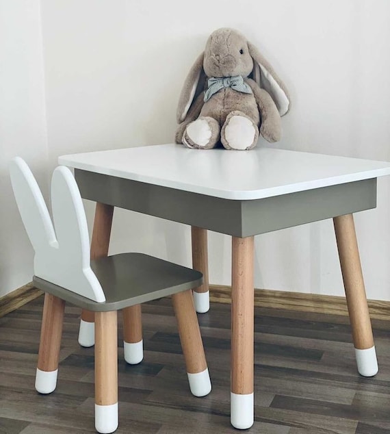 Mesa de cheap juguete para niños