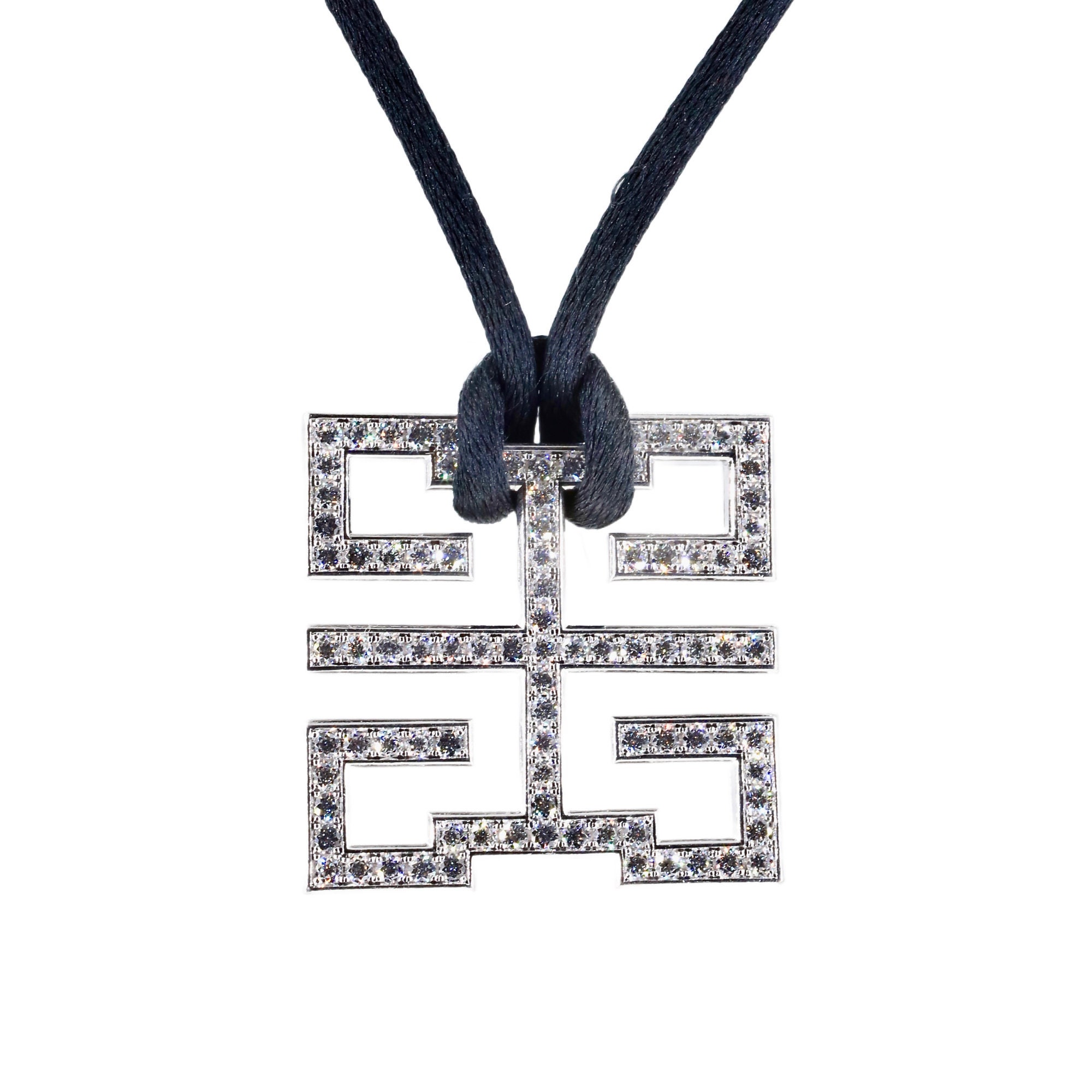Hearts And Symbols Jewelry & Pendants Collection | Cartier® US