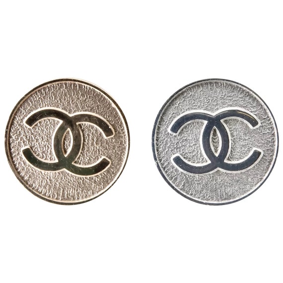 300 Chanel brooches ideas in 2023  chanel brooch, chanel, chanel jewelry