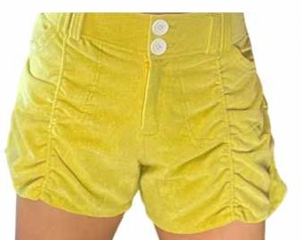 Short Jenny en Velours Chartreuse