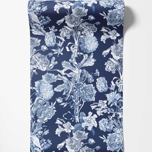 Floral Bouquet Wallpaper: Blue & White Vintage Floral Decor image 4