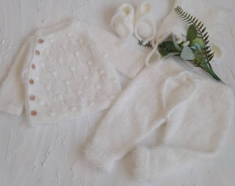 Knitted baby clothes ,newborn Coming home outfit, gender neutral, newborn knit outfits, newborn sweater set , hospital outfit, new baby gift