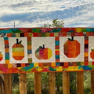 Fall/Halloween Pumpkin Table Runner/Quilted Hanging, Free Motion Quilting