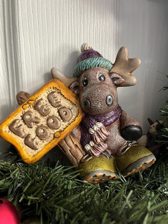 Moose Original Al トナカイのクリスマスデコレーション Hand Painted Ceramic Moose Figurine: Hiking Cabin Decor - Etsy