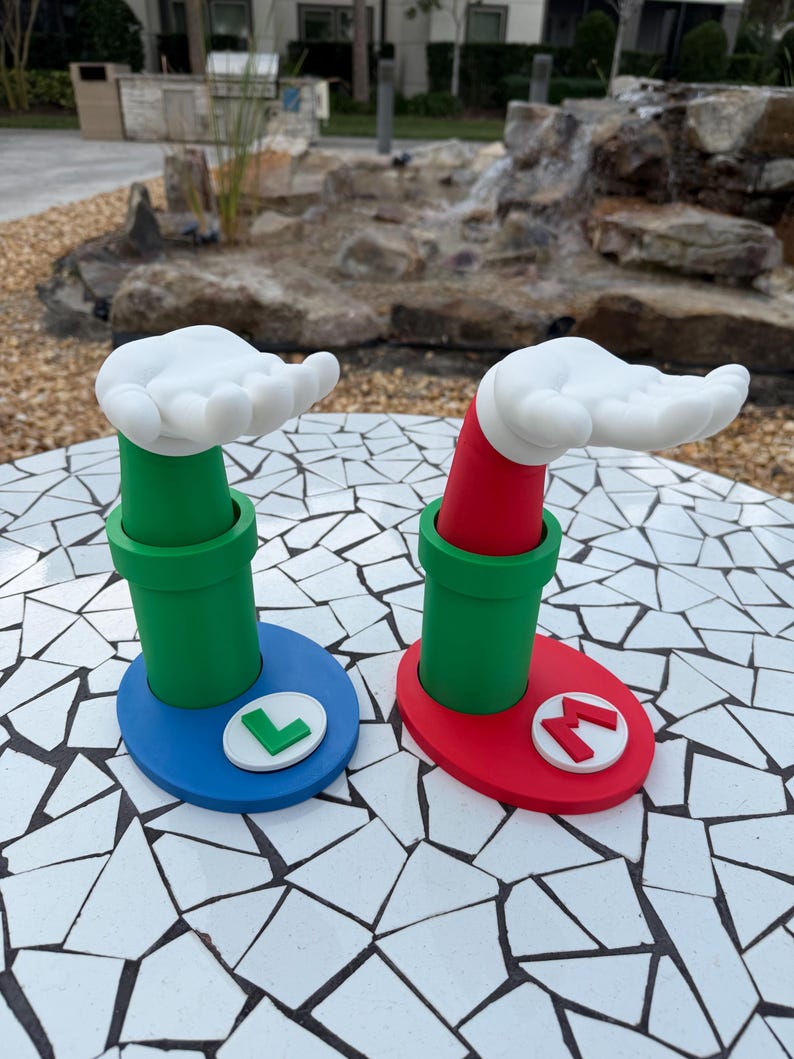 Mario or Luigi Headphone Stand – Super Mario Headset Holder 3D Printed | Gamer Desk Accessory, Switch Gaming Room Decor, Gift for Gamers 画像 16