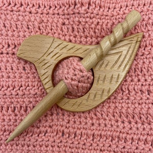 Bird Shawl Pin // Wrap Pin // Wooden Shawl Pin // Crocheted Shawl Pin // Knitted Shawl Pin // Bird Shape Pin // Gifts for Her