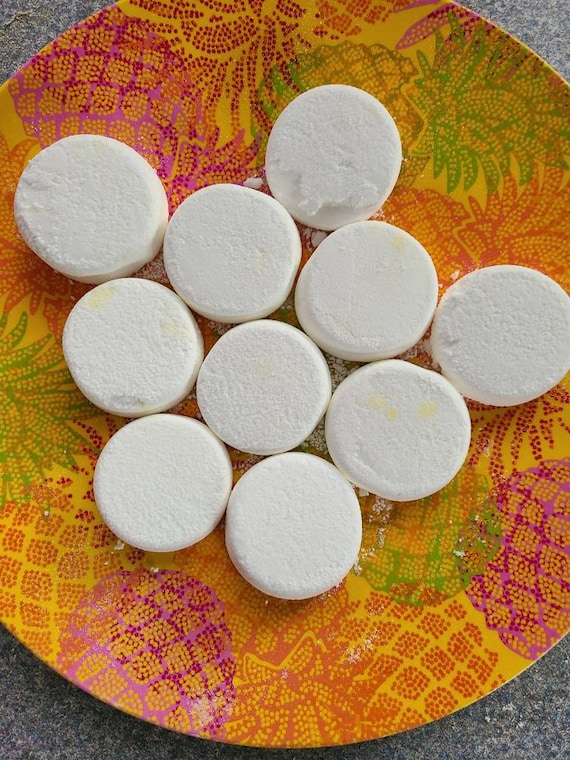 All natural eco friendly Toilet Fizzers. Septic safe. Cleaning deodorizing environmentally friendly eco packaging