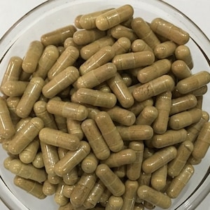 Beinwell | Bio | Symphytum officinale vegetarische Kapseln werden frisch auf Bestellung hergestellt