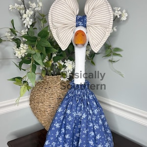 Porch Goose Outfit - Oversized Bow and Dress - Classy Blue Floral