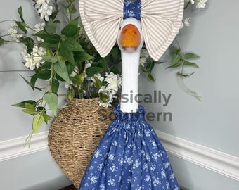Porch Goose Outfit - Oversized Bow and Dress - Classy Blue Floral