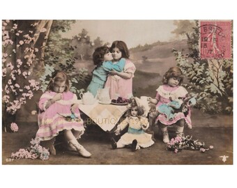Carte postale vintage ∙ Jeux d'enfants ∙ L'Heure du goûter des poupées