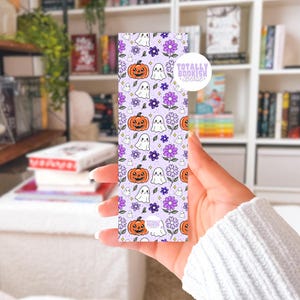 Floral Ghost Halloween Bookmark | Cute Bookish Fall Bookmark | Spooky Season Ghosts Pumpkins & Books | Cozy Autumn Aesthetic Gift for Reader