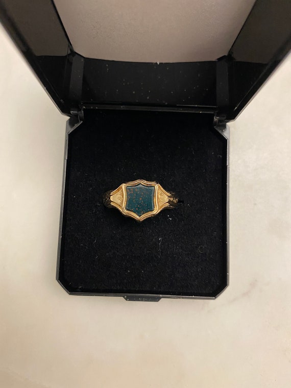 Victorian 15ct Gold Bloodstone Signet Ring