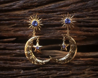 Boucles d`Oreilles CLIP ON Doré Lune Etoile Croissant Email Bleu X21 Boucles d`Oreilles CLIP ON Doré Lune Etoile Croissant Email Bleu X21
