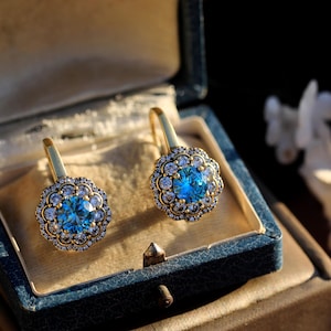 Stunning Art Deco Antique Gold Floral Stud Earrings Set with Round Aquamarine Blue CZ Vintage 1920s Style Lightweight Wedding