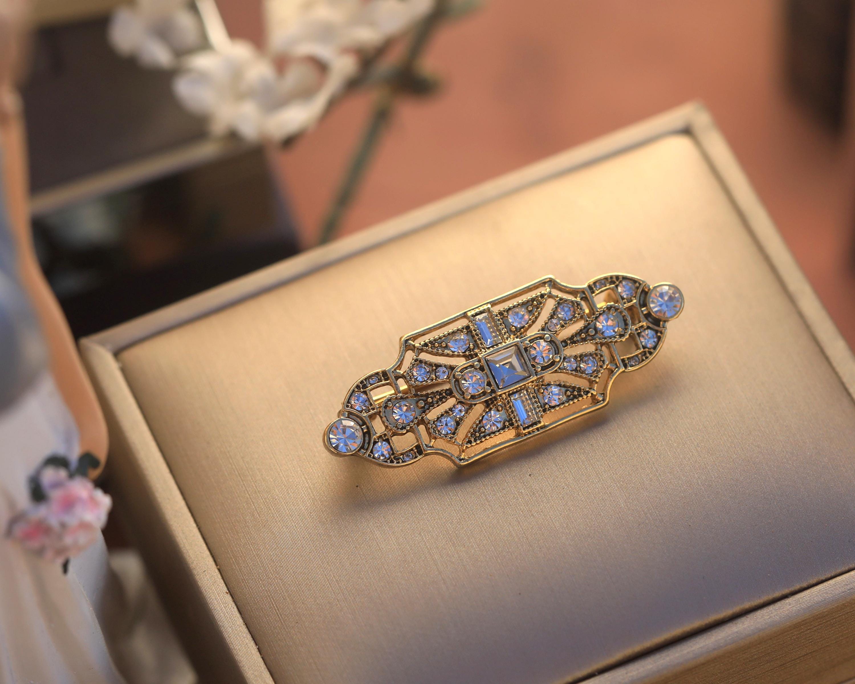 Barrette à Cheveux Art Déco Dorée Antique Avec Strass Blancs - Modèle Rectangle, Neuve, Fabrication Récente