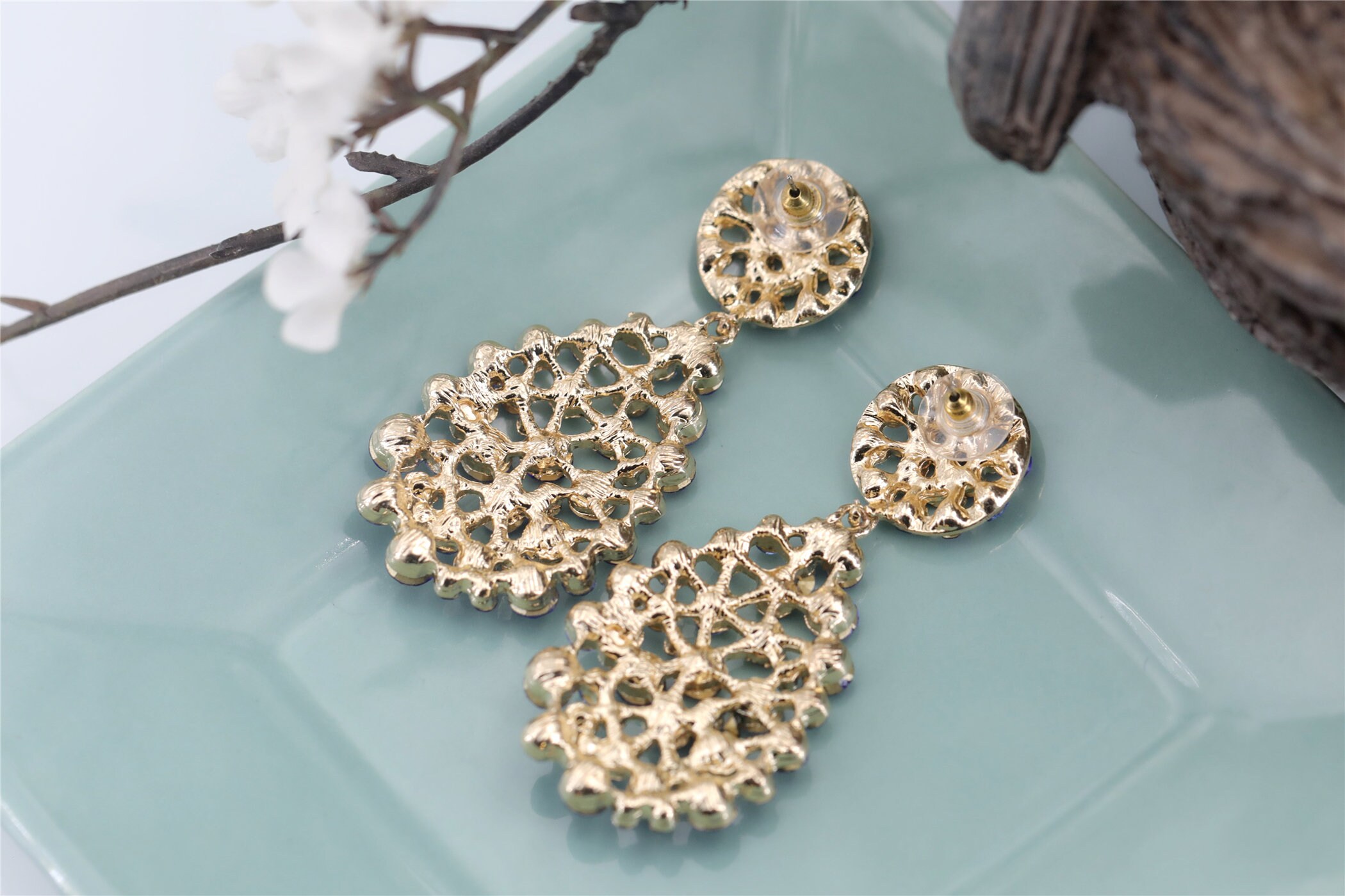Boucles D'oreilles Clip Art Déco - Pendentant Couronne Avec CZ Bleu, Style Great Gatsby