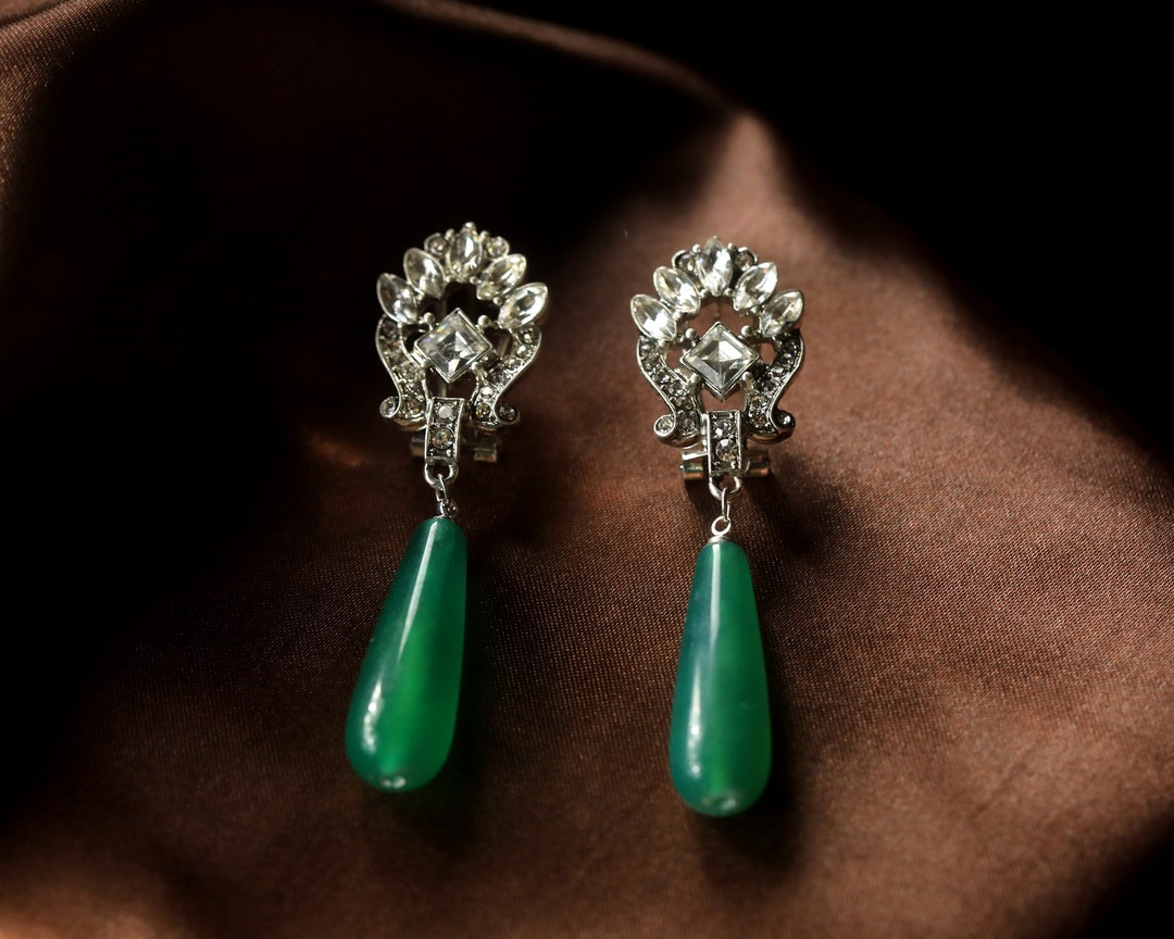 Clous d'oreilles dorés strass vert - La Petite Tribu