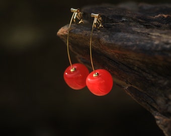 EARRINGs CLIP ON NO Breakthroughs Pendant Golden Art Deco A Cherry Red Resin Great Gatsby 1920S Vintage Wedding Style