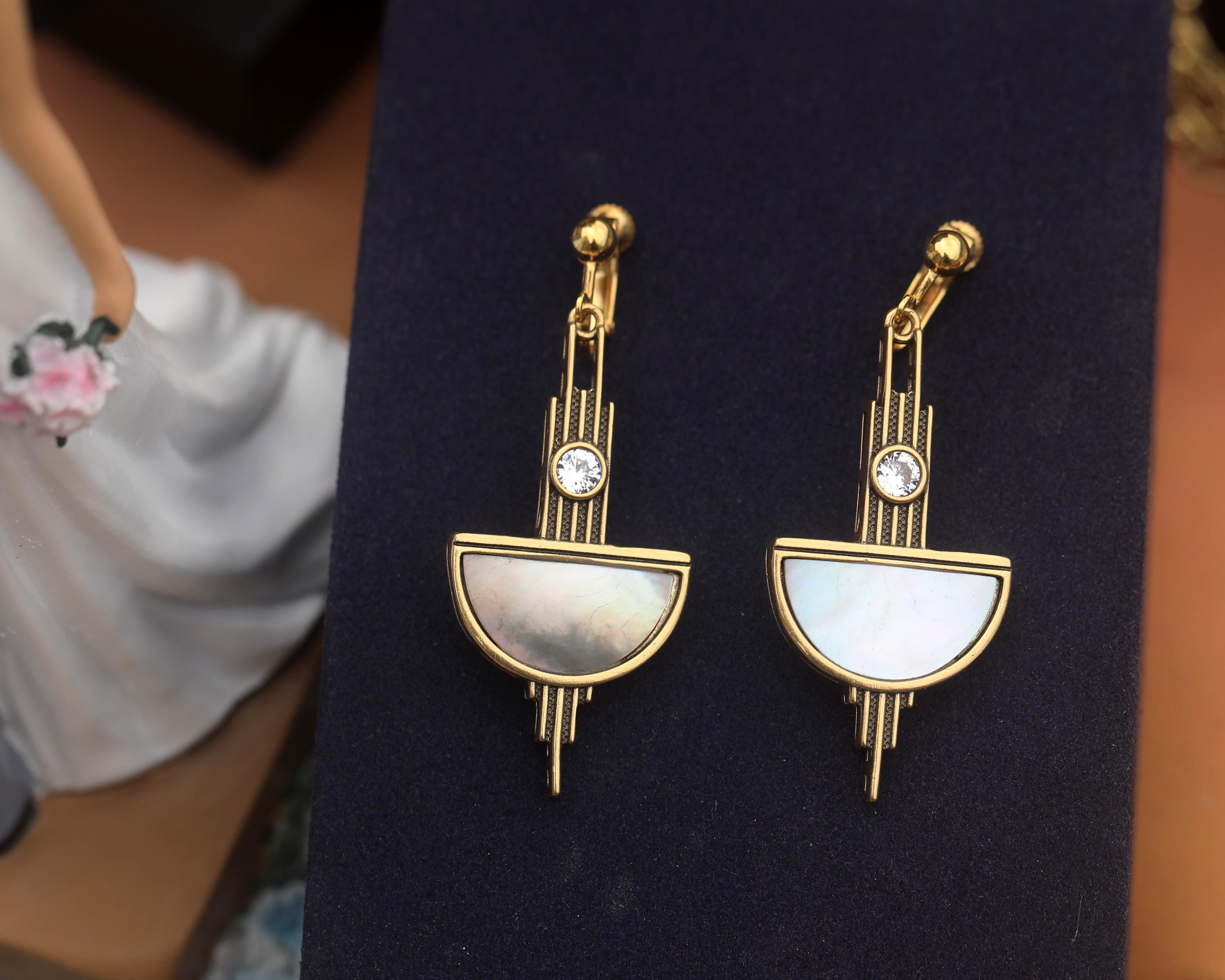 Boucles D'oreilles Clip Chandelier Art Déco CZ Blanc - Neuf Sans Emballage