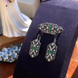 Stunning Art Deco Silver Geometric Rectangle Oval Green Rhinestone Brooch & Earrings Set Great Gatsby 1920s Vintage Style Wedding