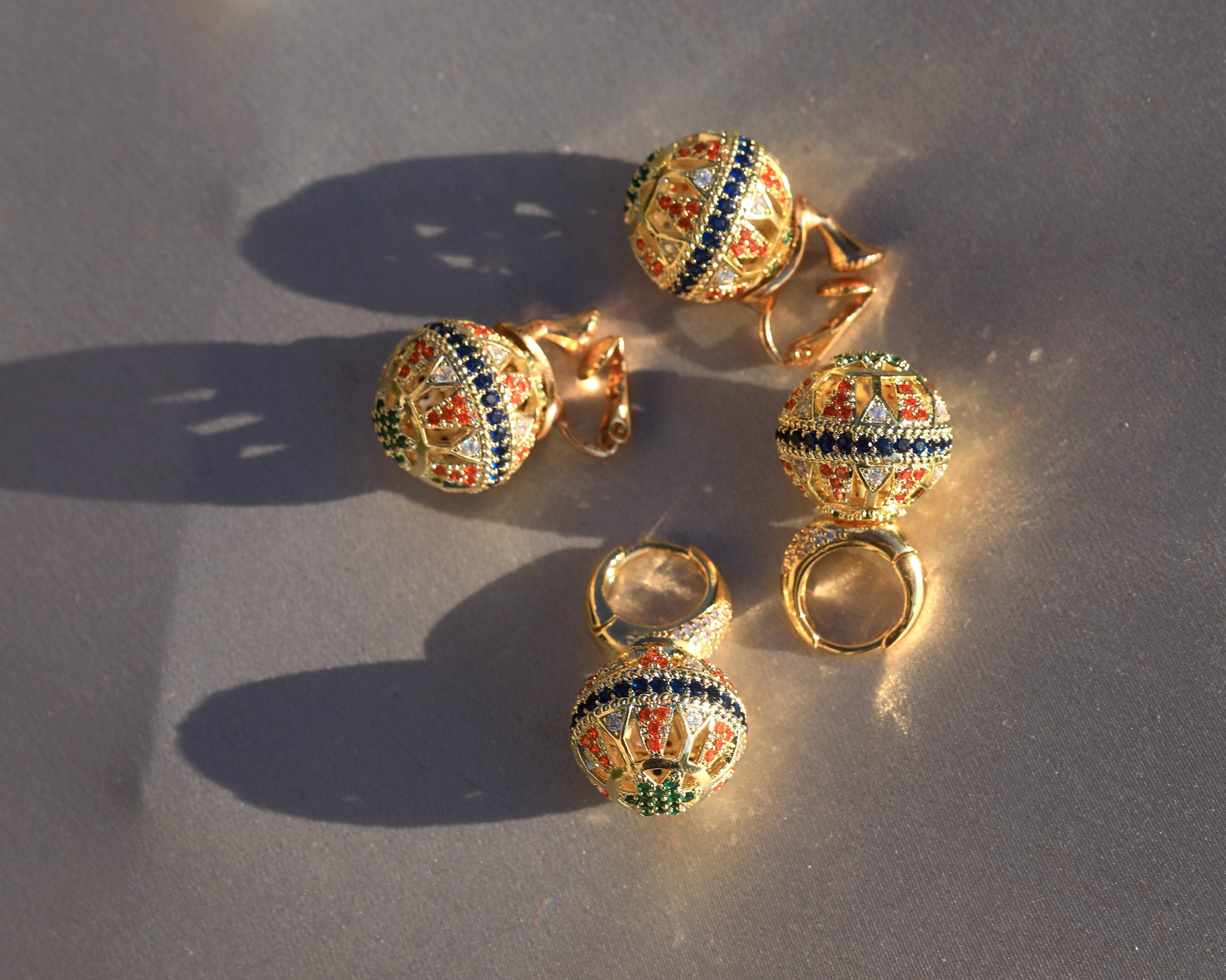 Boucles D'oreilles Clip (non Percées) Style Art Déco - Éventail Avec CZ Vert - Création Unique