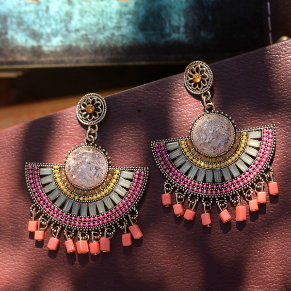 Boucles d'oreilles Clous CLIP ON NON Percées Pendante Doré Chandelier Mini Perle Orange Saumon Eventail Tribal Violet Jaune Vintage Style