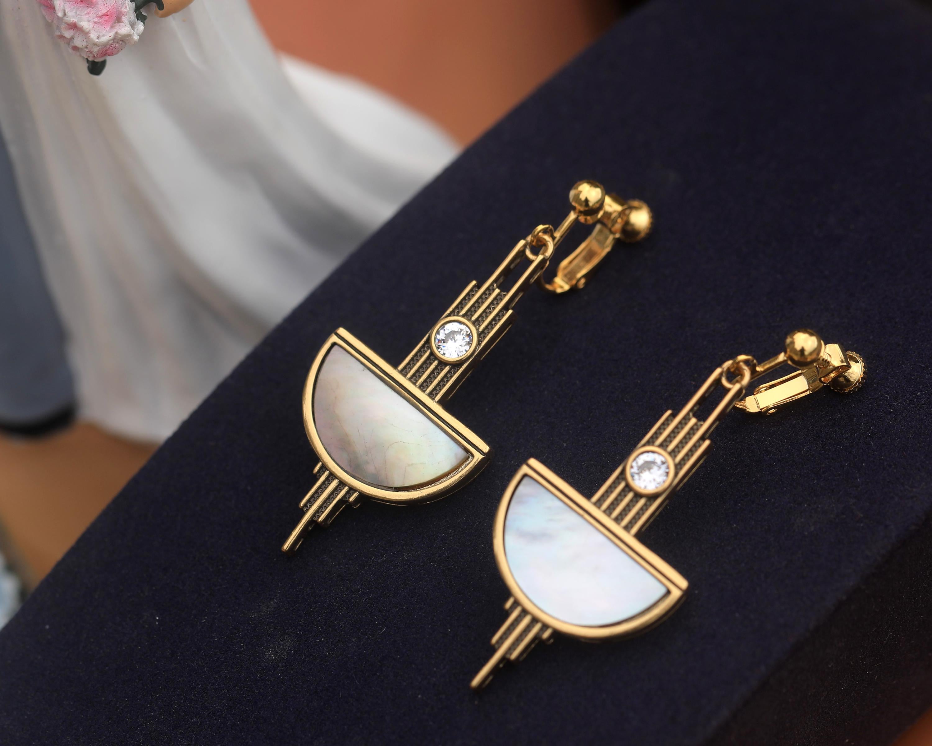 Boucles D'oreilles Clip Art Déco - CZ Blanc - Non Percées - NEUVES - Style Chandelier