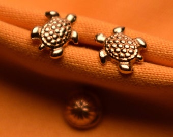 Turtle studs, 18k solid gold