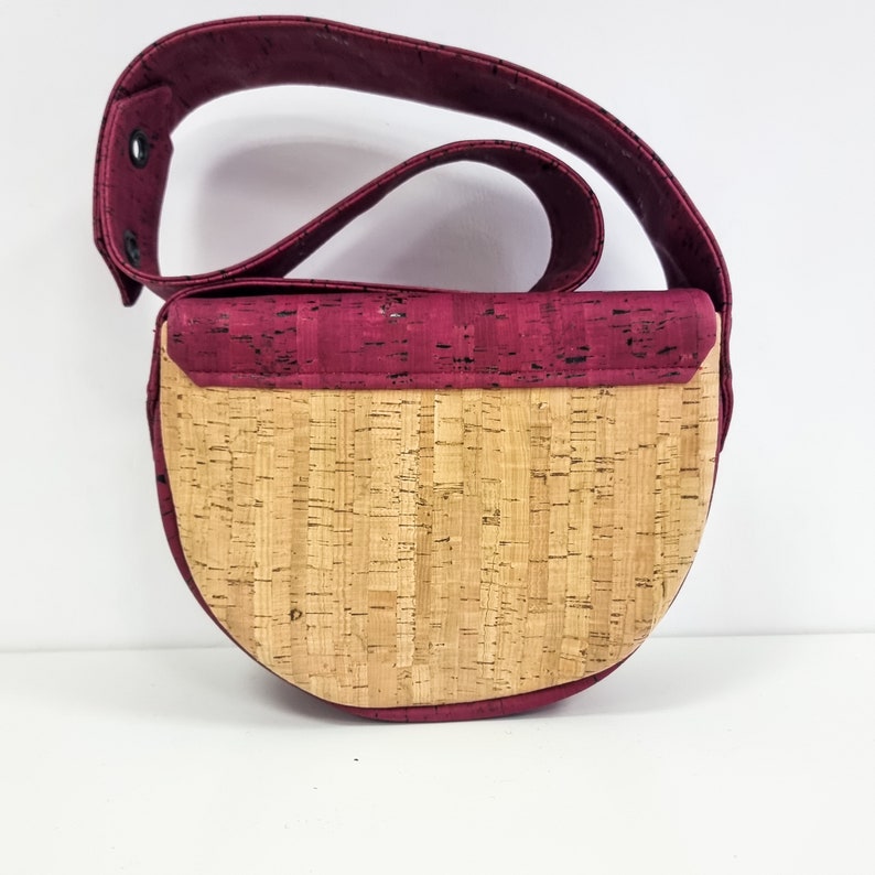 Sac en liège rouge végétalien durable, Sac à bandoulière en cuir de liège, Sac à main en cuir végétalien, Sac à main cadeau écologique, Sac à bandoulière pour femme image 5