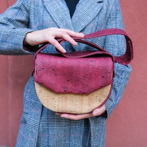 Sac en liège rouge végétalien durable, Sac à bandoulière en cuir de liège, Sac à main en cuir végétalien, Sac à main cadeau écologique, Sac à bandoulière pour femme Rouge