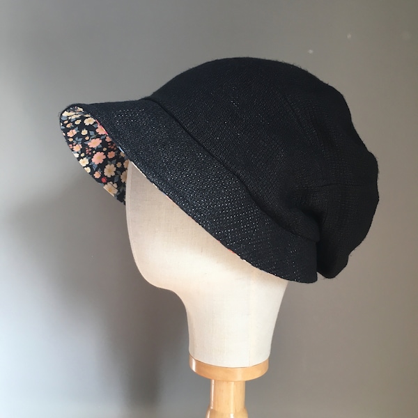 Chapeau ISAO noir fleuri