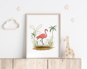 Peut inclure: Une illustration encadrée d'un flamant rose se tenant dans un décor tropical avec des palmiers et de l'herbe haute. L'illustration est sur fond blanc.